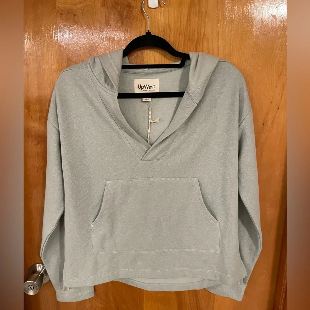 NWT UpWest Hemp Fleece V-Neck Hoodie - Picture 3 of 6